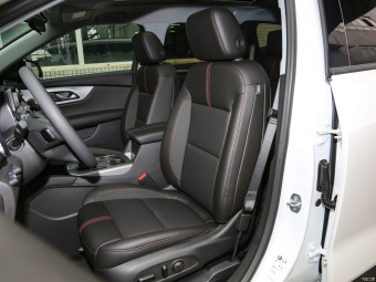 Chevrolet Blazer Xing 650T Mild Hybrid Redline