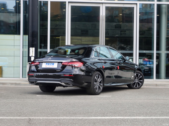 Mercedes-Benz E-Class PHEV 350 eL Sport