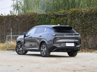 Lynk & Co 08 EM-P 2025 Model 120km Long Range Pro