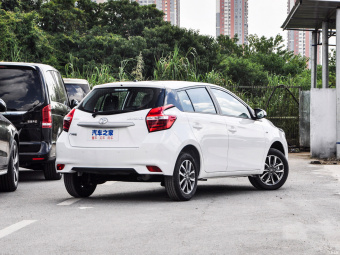 Toyota YARiS L Deluxe PLUS 1.5L CVT