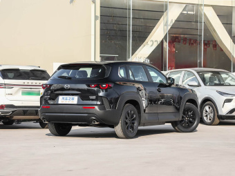 Mazda CX-50 2026 2.0L Leading Edition
