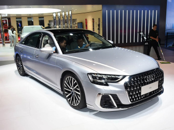 Audi A8L 2025 55 TFSI Quattro Flagship Model