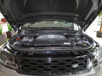 Land Rover Range Rover Sport SVR Peak Collector's Edition P575