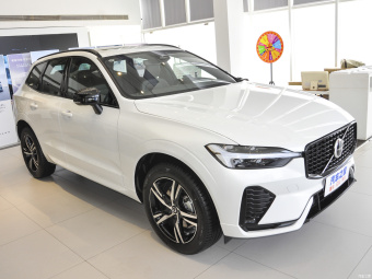 Volvo XC60 B5 AWD Zhiyuan Sports