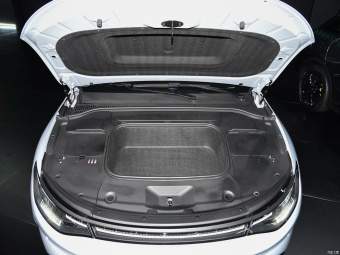 Leapmotor C01 Performance 630 AWD