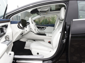 Mercedes-Benz EQE 350 Deluxe Edition