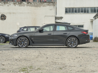 BMW i4 eDrive40