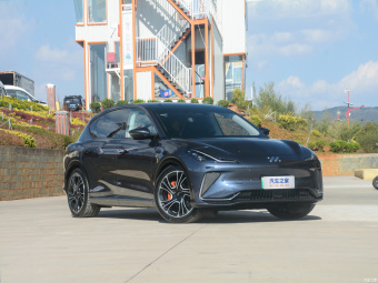 IM Motors LS7 Lux 100kWh