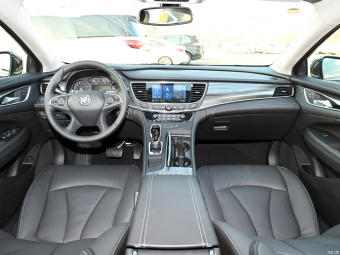Buick LaCrosse Luxury 552T