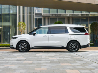 Kia Carnival Ultimate 2.0T