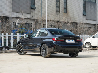 BMW 3 Series 2026 330i M Sport Night Edition