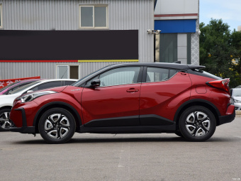 Toyota C-HR EV Deluxe