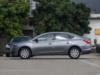 Nissan Sylphy Classic Comfort 1.6XE MT