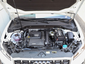 Audi Q2L Elegance Aggression 35 TFSI