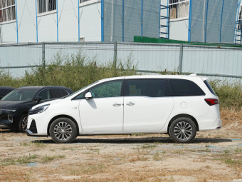 Buick GL8 Luxury