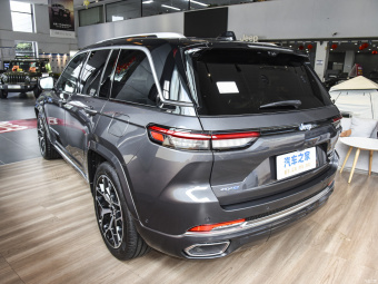 Jeep Grand Cherokee Summit 4xe