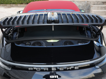 Porsche 911 Carrera Cabriolet