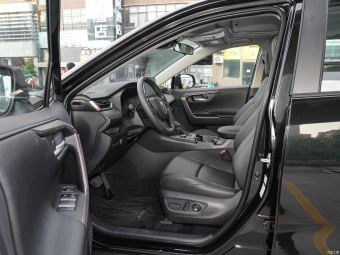 Toyota Wildlander Hybrid Rider 2.5L E-CVT 4WD