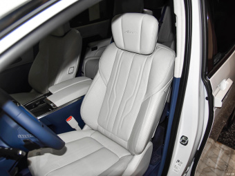 Buick GL8 Century Era 6 Seat