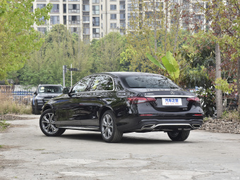 Mercedes-Benz E-Class 300 L Sports Luxury