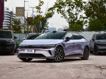 Zeekr 007GT 2025 RWD Intelligent Driving Edition 75kWh