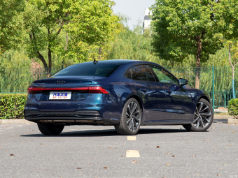 Audi A7L Obsidian Black Edition 55 TFSI Quattro