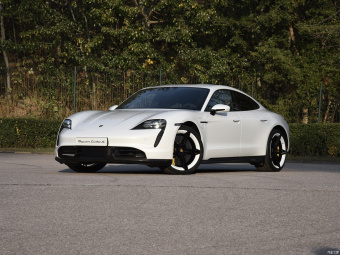 Porsche Taycan Turbo S