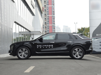 Cadillac Lyriq Luxury Long Range RWD