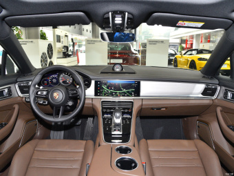 Porsche Panamera Platinum Edition