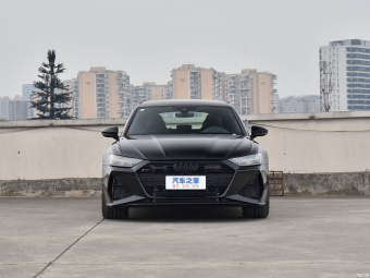 Audi RS6 Avant  4.0T Quattro