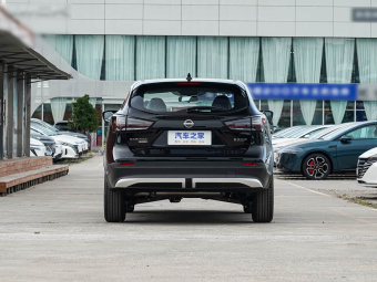 Nissan Qashqai 2025 Facelifted Honor 2.0L CVT XV+ Leading Edition
