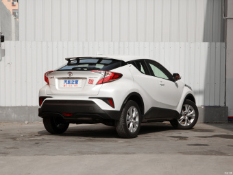 Toyota IZOA Yixiang CARE 2.0L