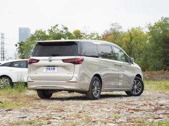 Buick GL8 ES Exclusive