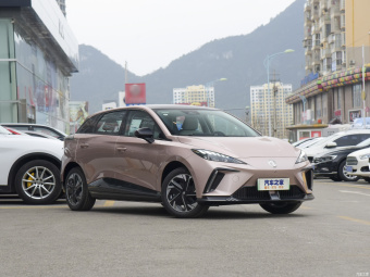 MG Mulan Flagship 425km