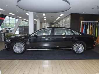 Audi A8L Horch Founder's Edition Classic