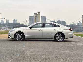 Hyundai Sonata Flagship TOP 380TGDi AT