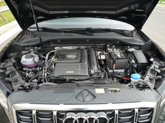 Audi Q2L Elegance Fashion 35 TFSI