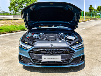 Audi A7L Advance Edition 1 55 TFSI Quattro