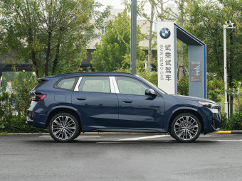 BMW X1 2025 xDrive25Li M Sport Night Edition