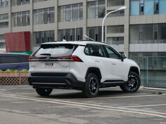 Toyota Wildlander Technology 2.0L CVT 4WD