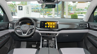 VW Teramont X Deluxe 330TSI