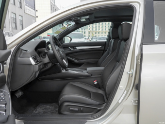 Honda Inspire Refined 260TURBO