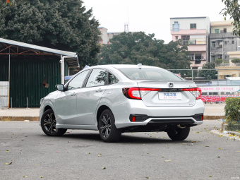 Honda Envix Pure Smooth Hybrid 1.5L