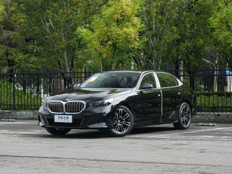 BMW 5 Series 2026 525Li M Sport