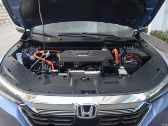Honda Breeze e:PHEV Deluxe