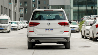 VW Touran L Cross Extension 6-seater 280TSI DSG