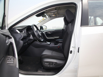 Toyota RAV4 Fashion 2.0L CVT 2WD