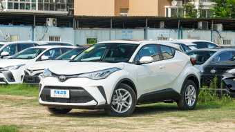 Toyota C-HR Leading 2.0L