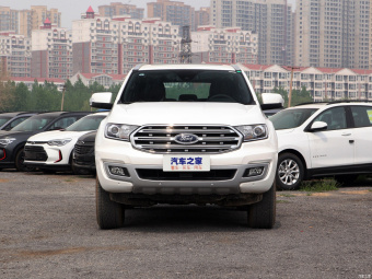 Ford Everest Luxury 2.3T AWD 7 Seats