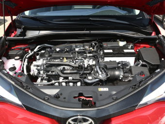 Toyota C-HR Deluxe 2.0L